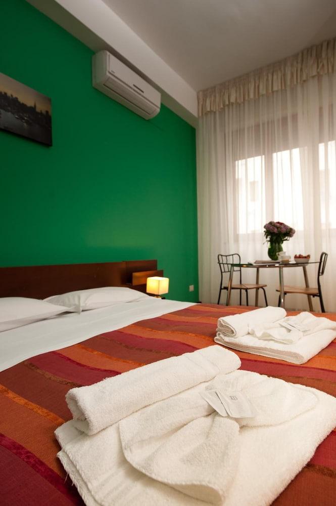 Leccesalento Bed And Breakfast Dış mekan fotoğraf